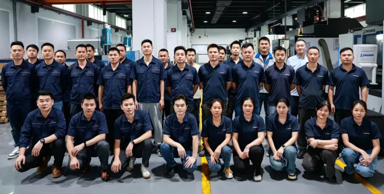Team photos of Wenlio Gear